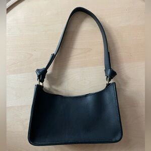 Madewell | The Sydney Shoulder Bag - Black